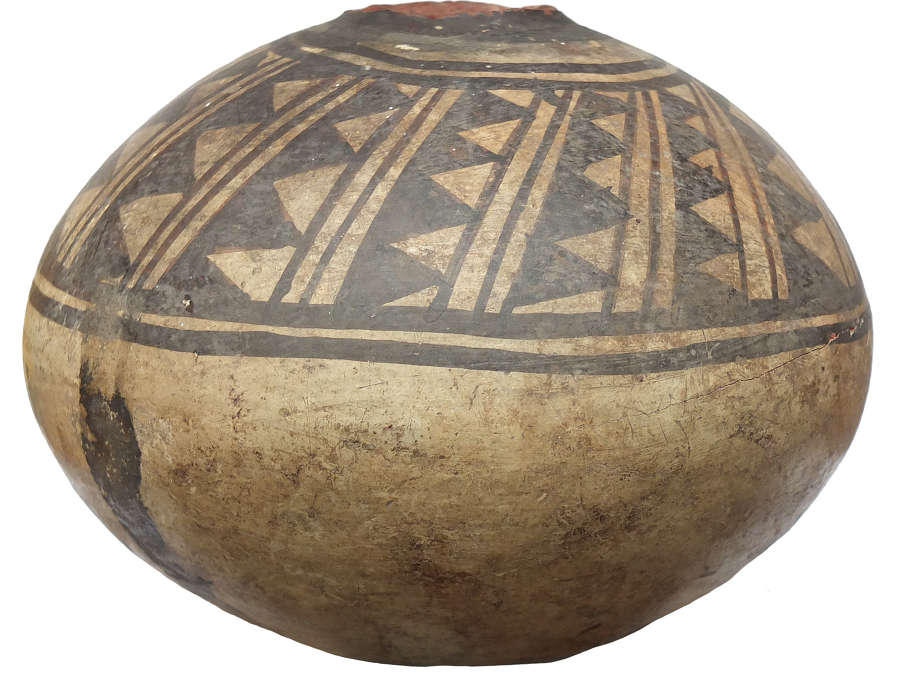 A globular Chancay sub-spherical pot, Peru, c. 1200-1450 A.D.